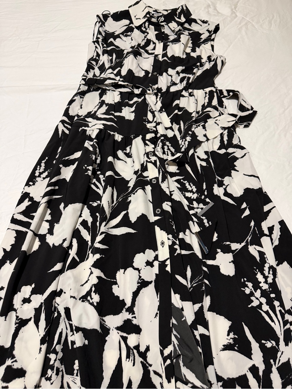 DKNY Black & White Floral Button-Front Midi dress